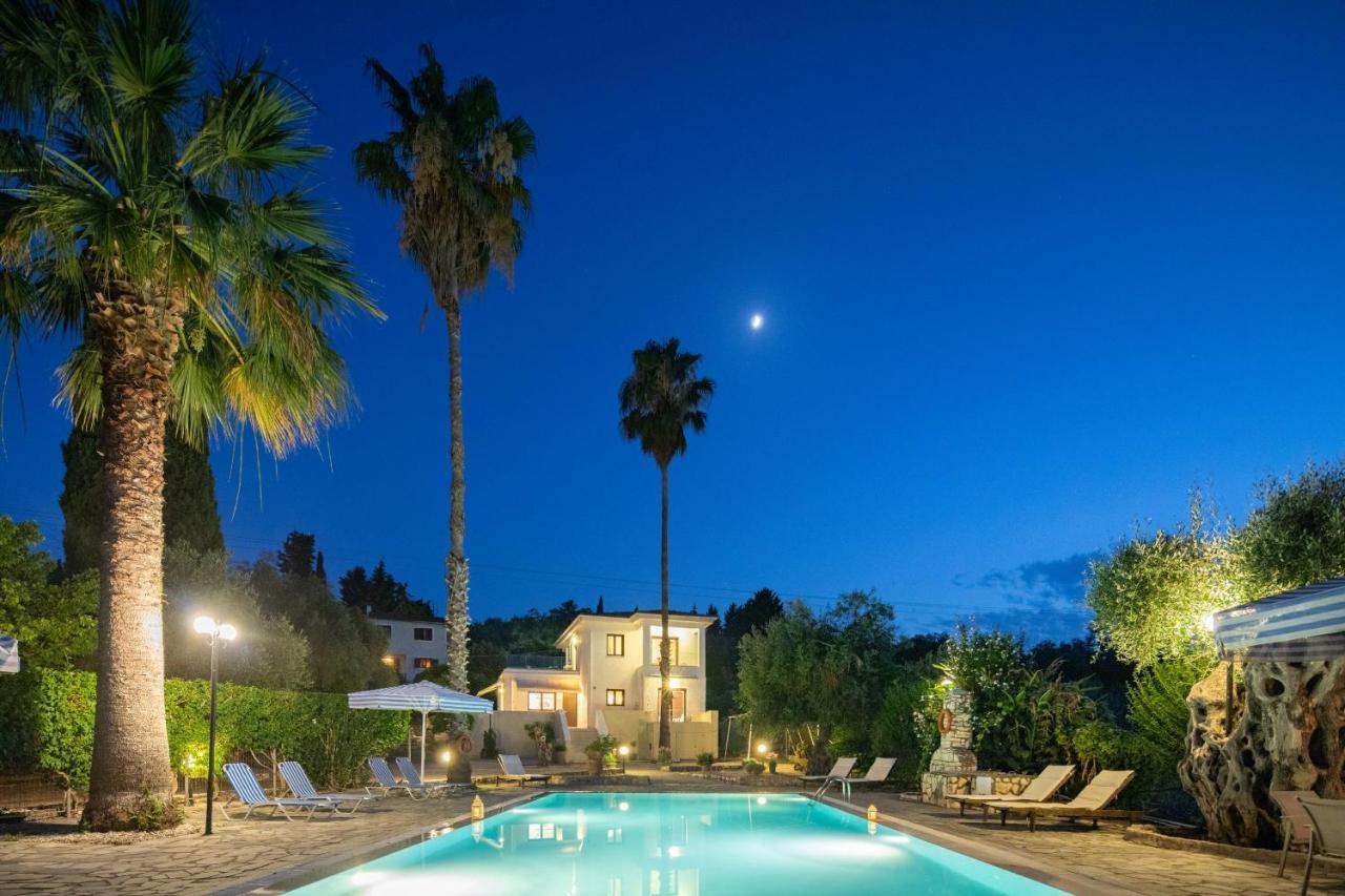 Villa Lianolia Peritheia Екстериор снимка