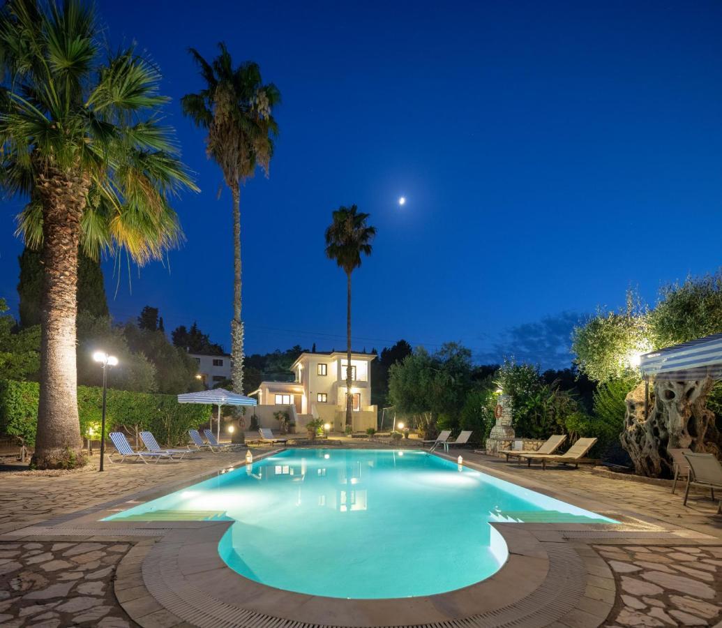 Villa Lianolia Peritheia Екстериор снимка